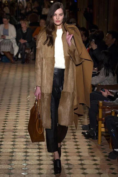 Look 6